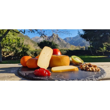 Queso Ahumado de Vaca Pasteurizada